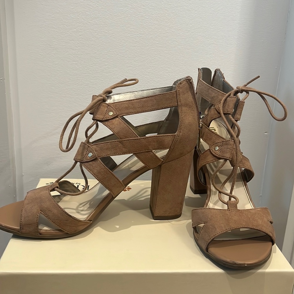 Tan Suede Lace Up Sandal Chunky Heels - Circus by Sam Edelman